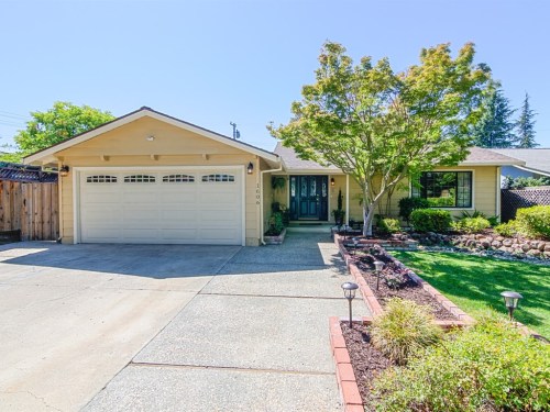 002_Welcome to 1606 Inglis Lane